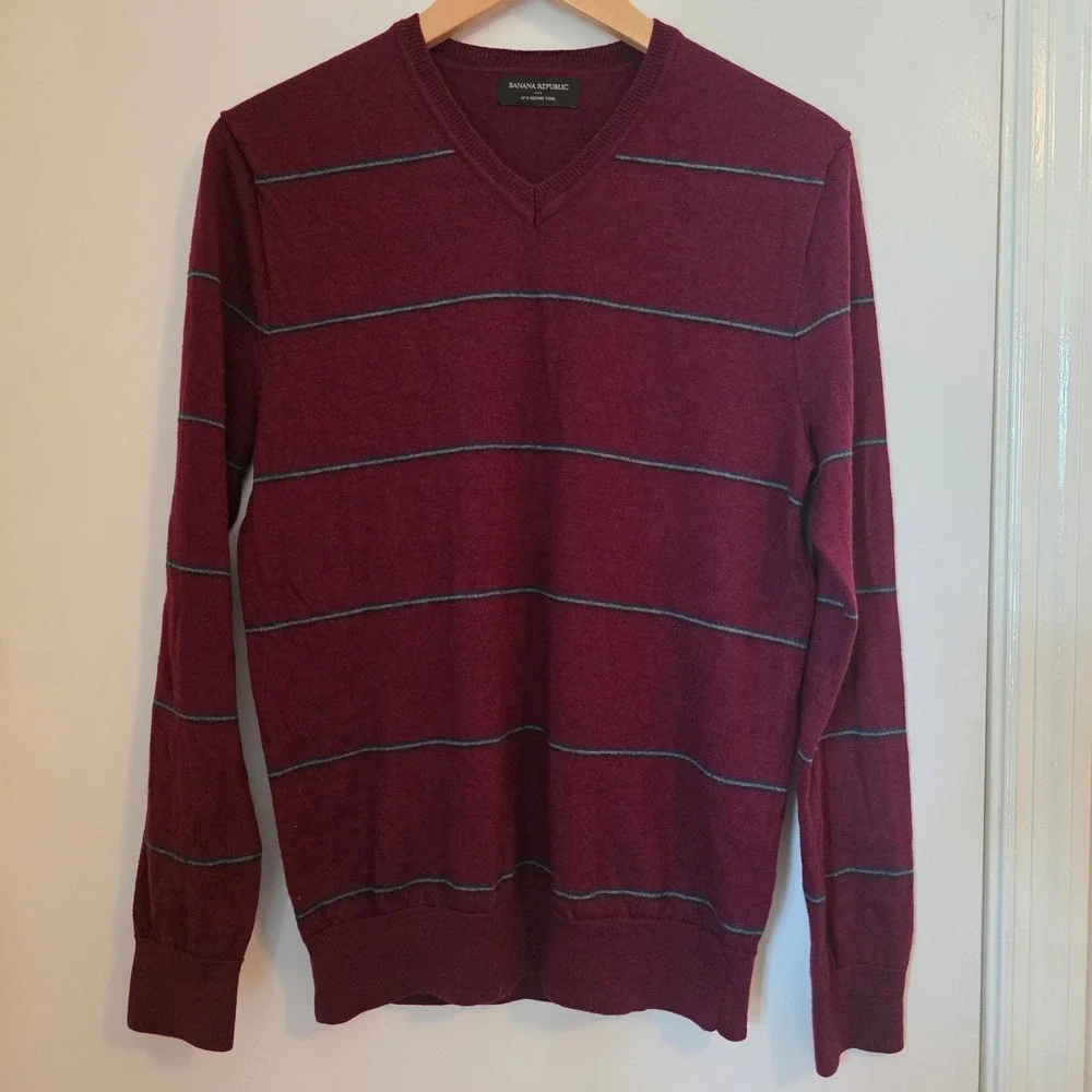 Banana Republic V-Neck Men's Sweater Burgundy 100% Merino Wool Autumn Fall Work